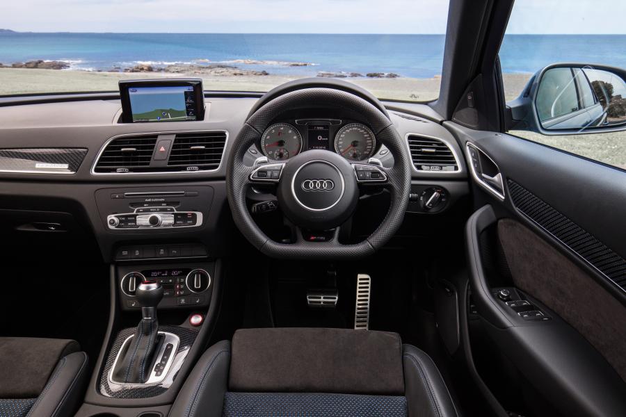 Торпедо Audi RS Q3 Performance (8U) 2016 года  (AU) (фото 3 из 25)